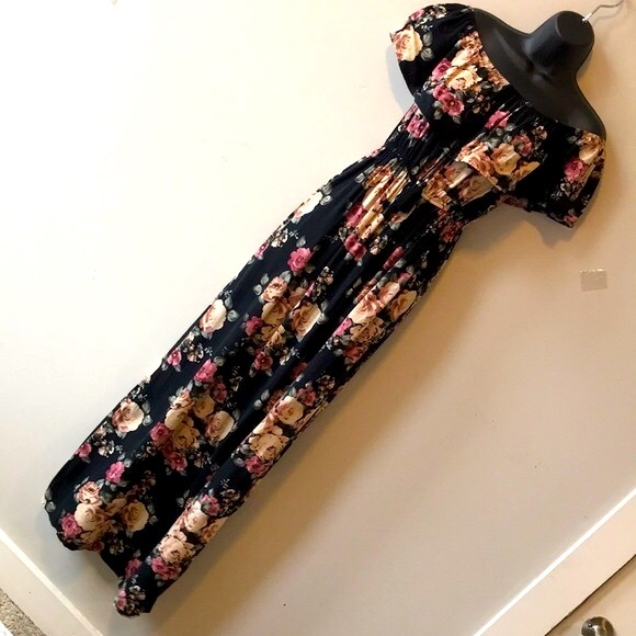 Large Floral Off The Shoulder Dress - Picture 1 of 15